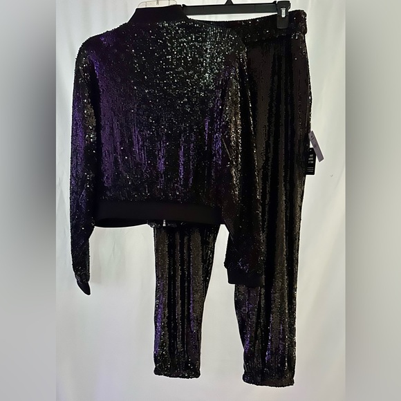 Express Sequence Pants and Jacket - Picture 3 of 5